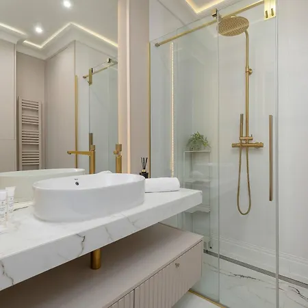 Apartamento Klimatyzowany Z Ogródkiem 2 Sypialniami I Miejscem Do Pracy By Renters Prestige *