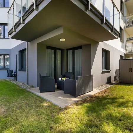 Klimatyzowany Z Ogródkiem 2 Sypialniami I Miejscem Do Pracy By Renters Prestige Apartamento *