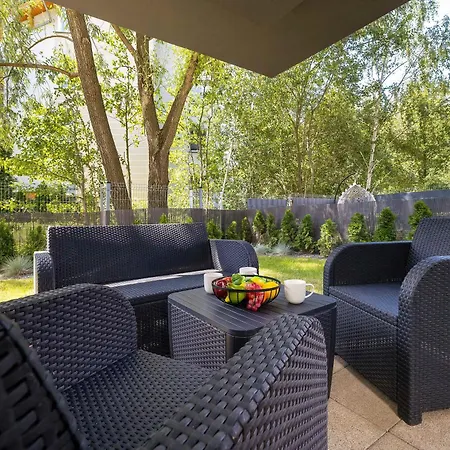 Apartamento Klimatyzowany Z Ogródkiem 2 Sypialniami I Miejscem Do Pracy By Renters Prestige *